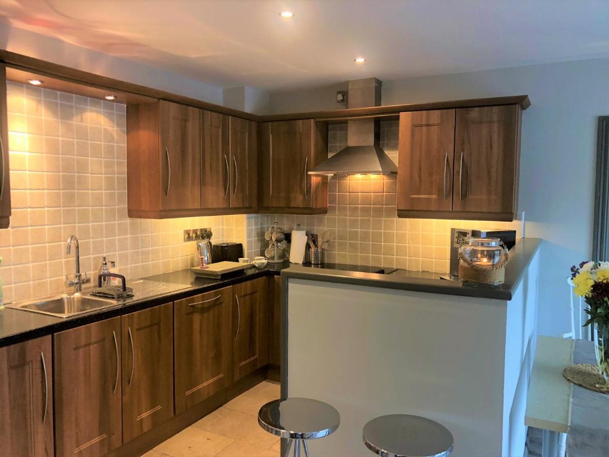 Ardhowen Bay Lakefront Holiday home